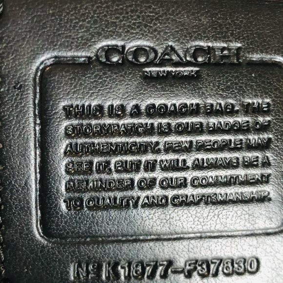 Coach Avary black crossgrain leather crossbody - Picture 6 of 12